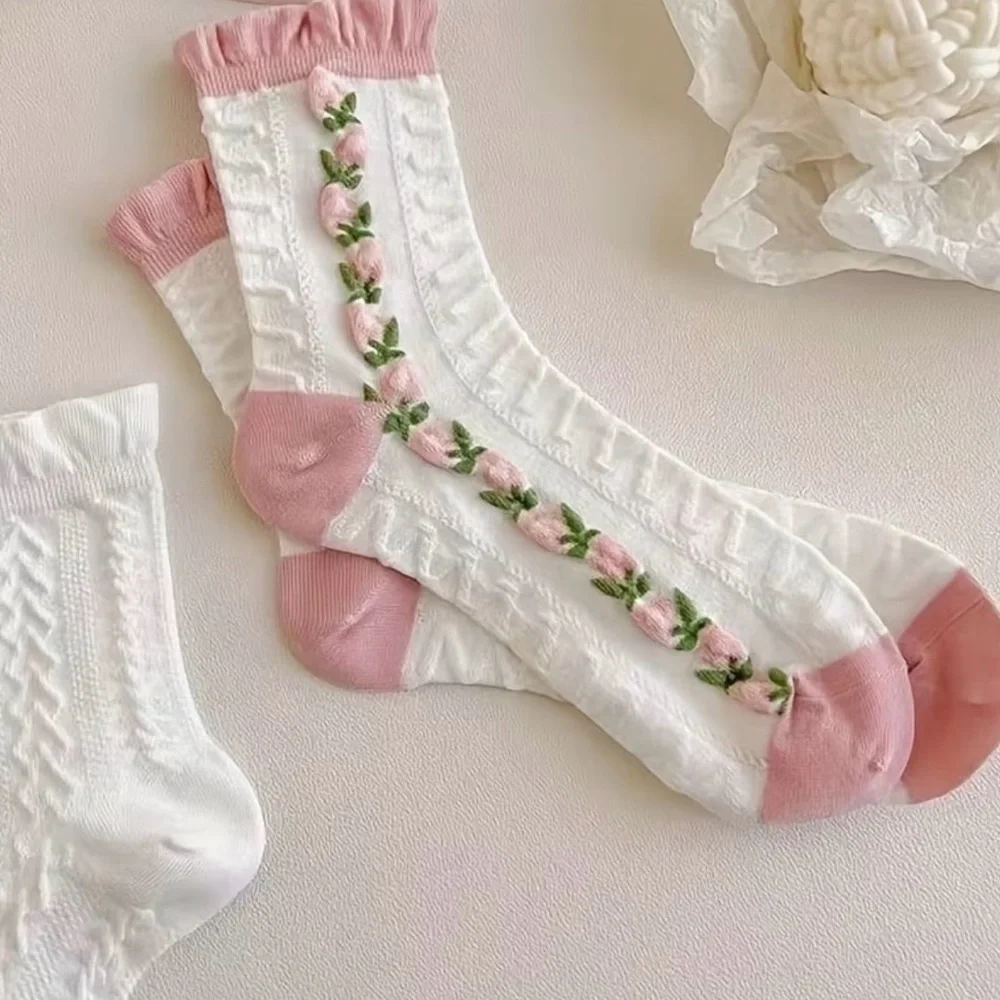 5-Pack Women's Socks, White Lace Mid-Calf Sweet Tulip Pink Embroidered Socks Set